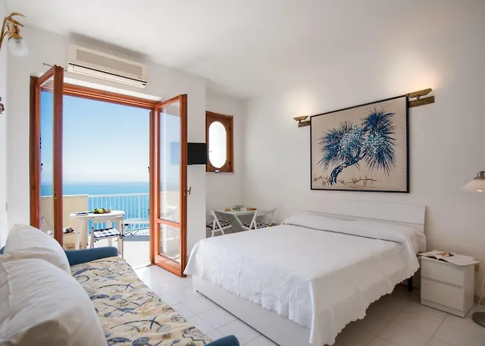 アパート Edera *